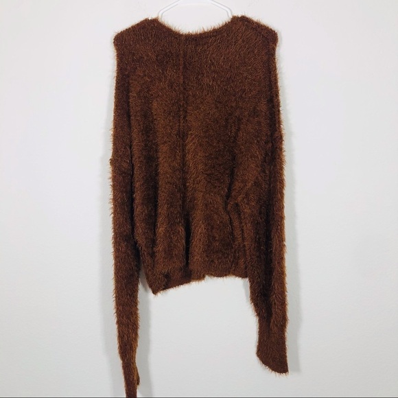 Free People🔥SALE🔥brown oversized sweater - Picture 7 of 10